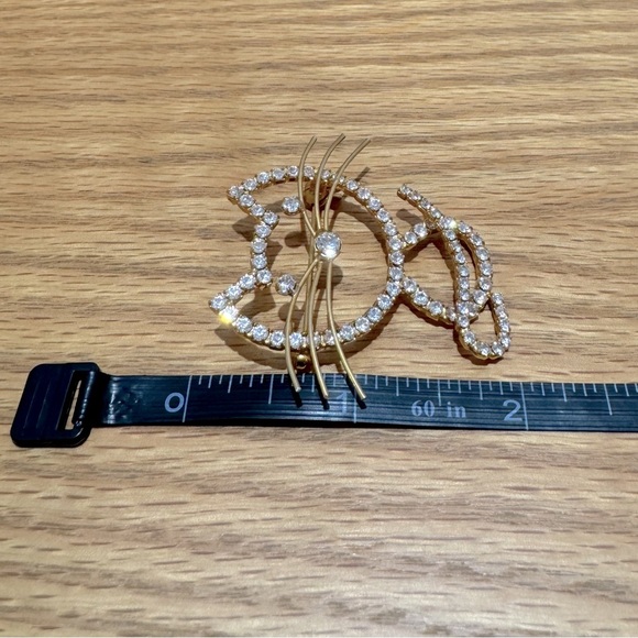 Gold tone and rhinestone Cat Brooch pin - Picture 3 of 6